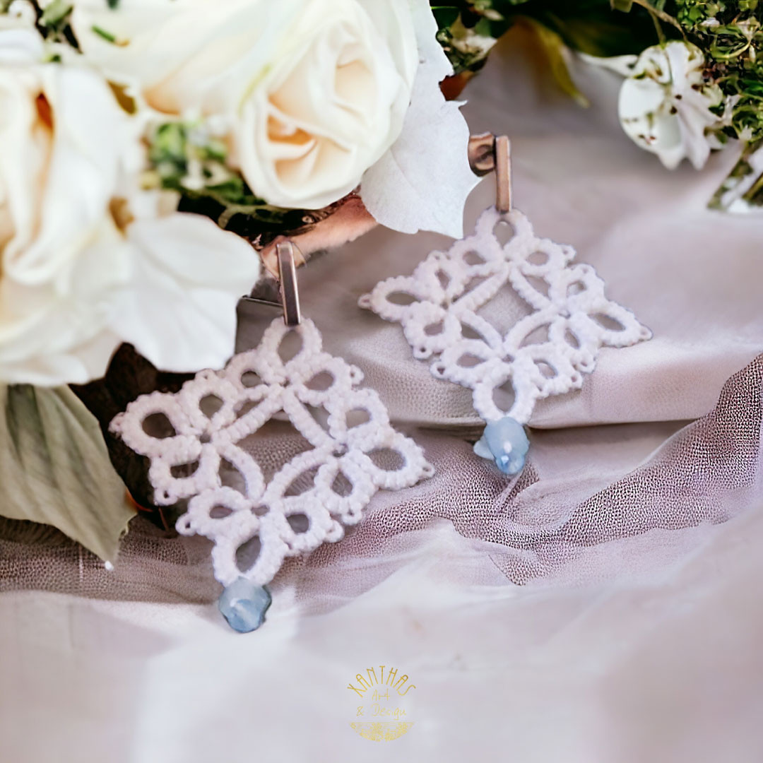 Ohrstecker Lauretta, weiß m. Aquamarinen