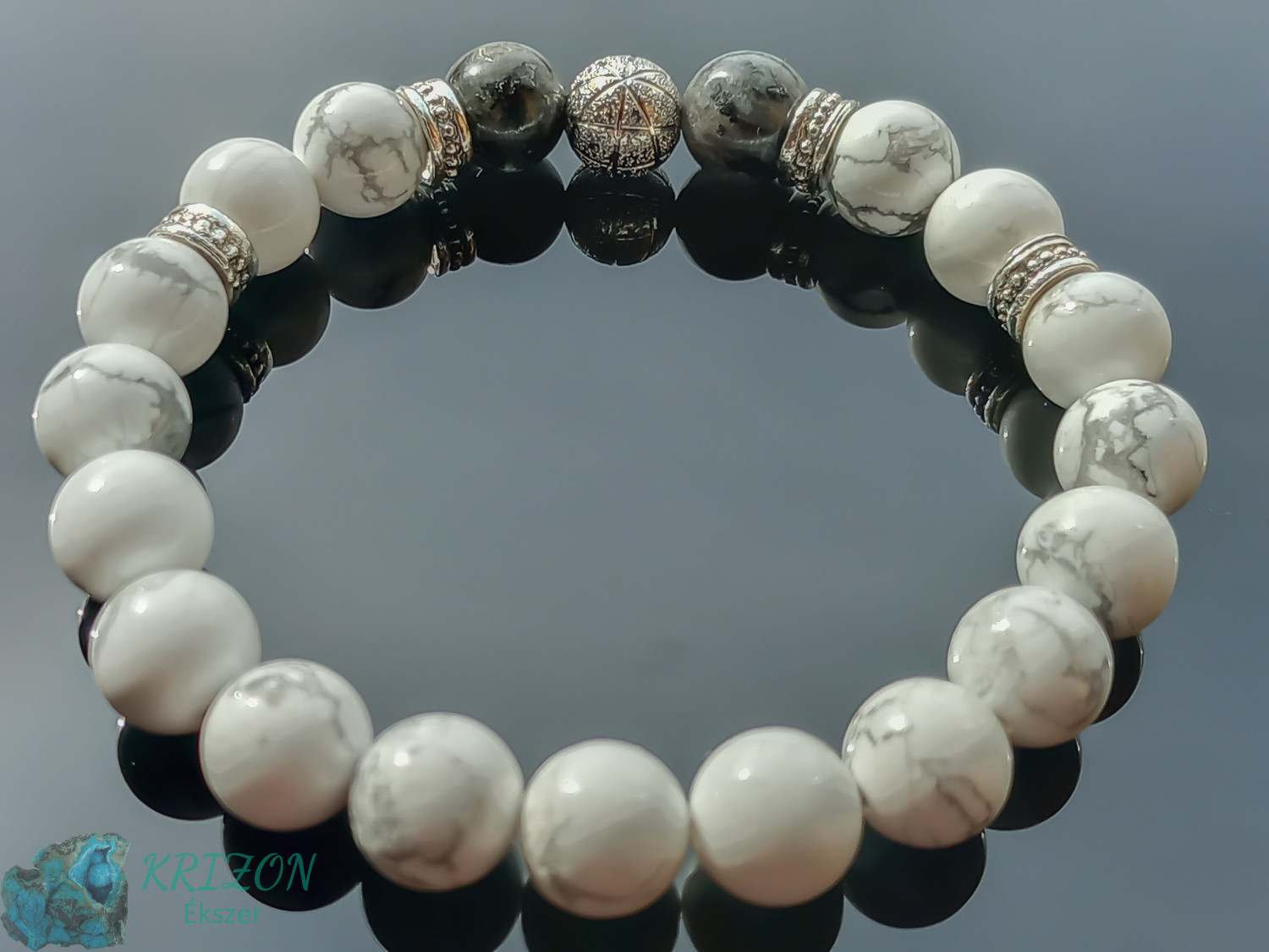 Howlit - Larvikit Armband