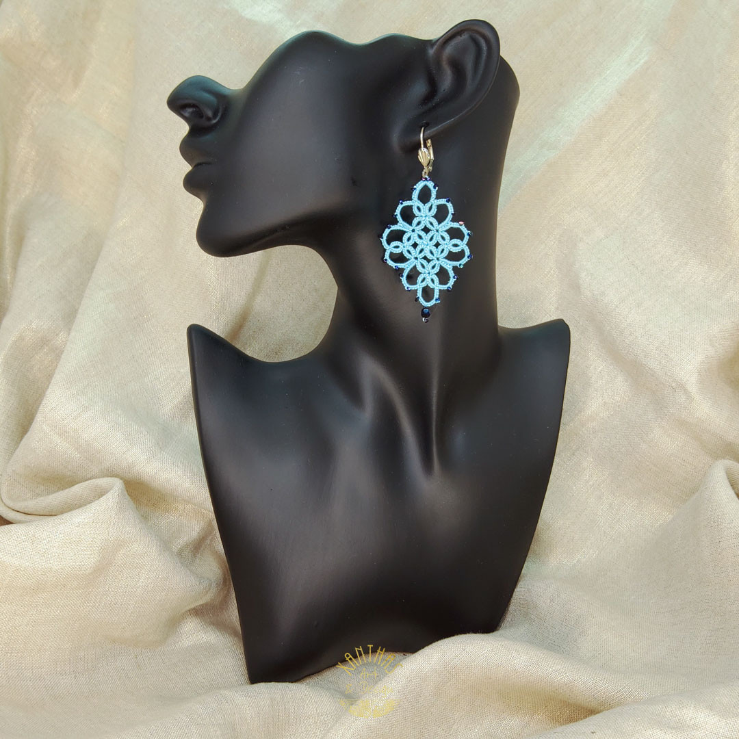 Ohrschmuck Anna, weiß-türkis m. dunkelblauen Glasschliffperlen